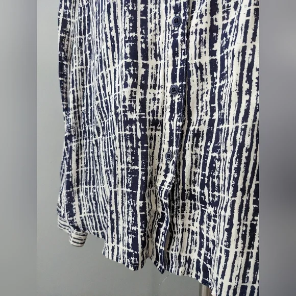 Anthropologie Blue and White Relaxed Button Down Blouse - Picture 6 of 9